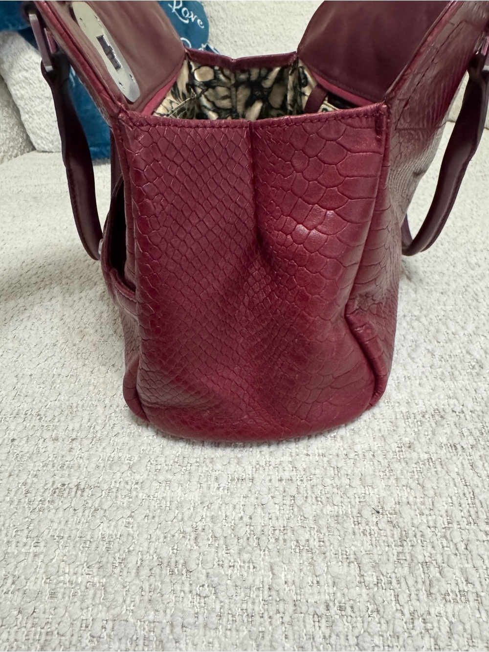 Longchamp Gatsby Satchel Red Python Embossed Twist Lock Structured Purse France - Picture 16 of 16